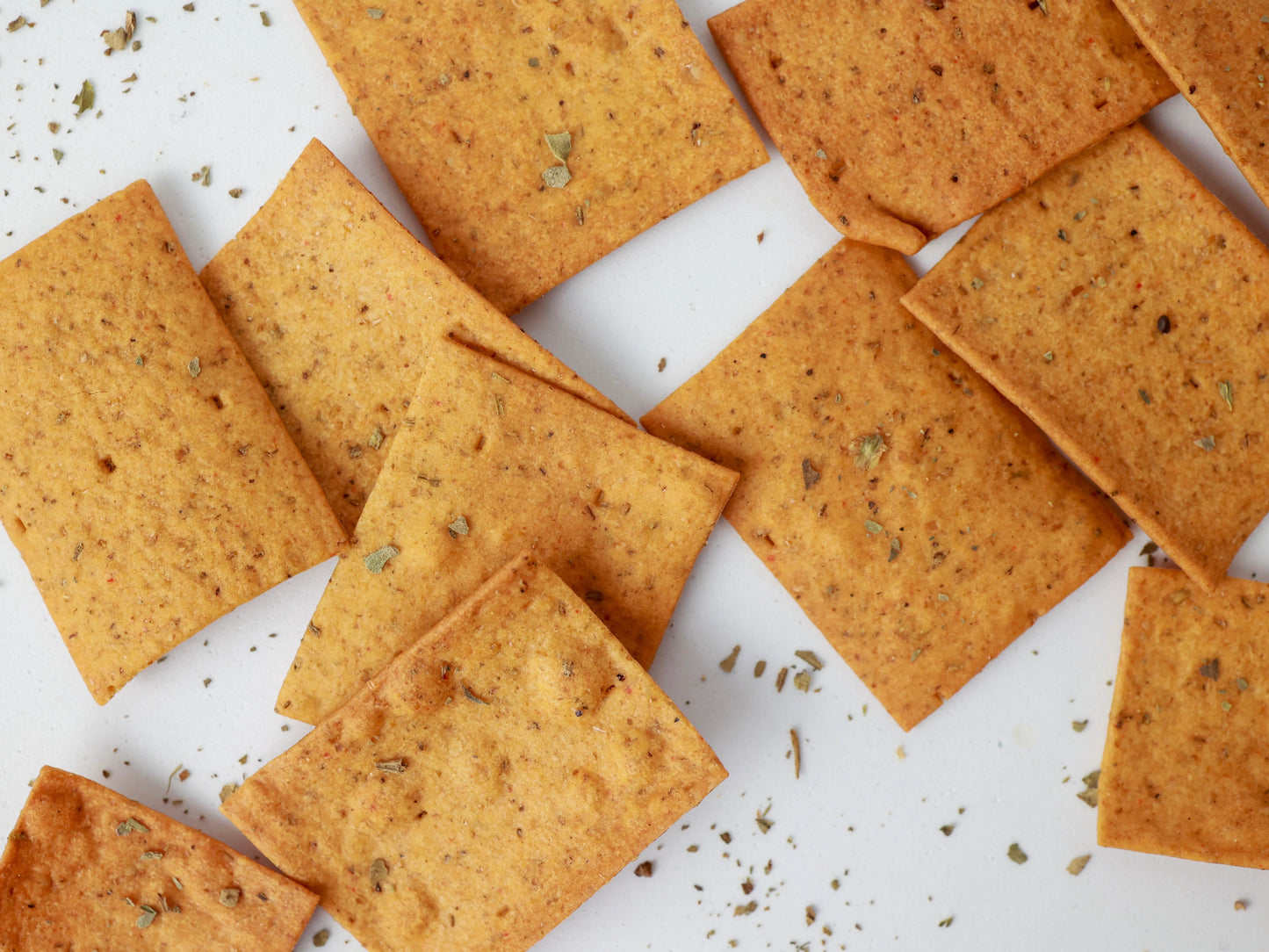 CRACKERS TOMATE E MANJERICÃO
