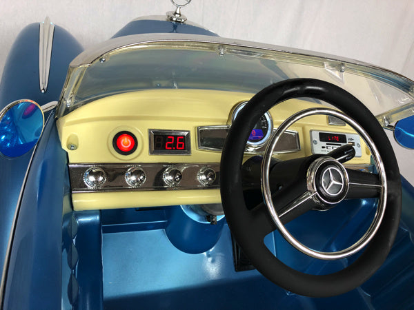 Mercedes 300S classic, 12 volt elektrische kinderauto met rubberen banden!