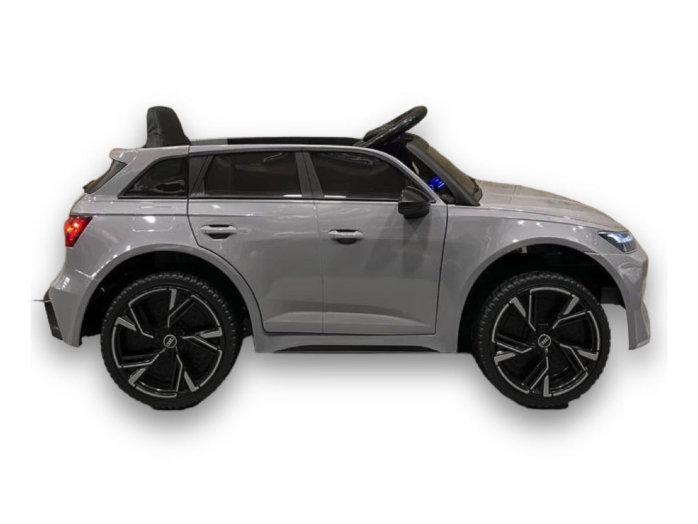 Audi RS6,12 volt elektrische kinderauto met rubberen banden, leder zitje en meer!