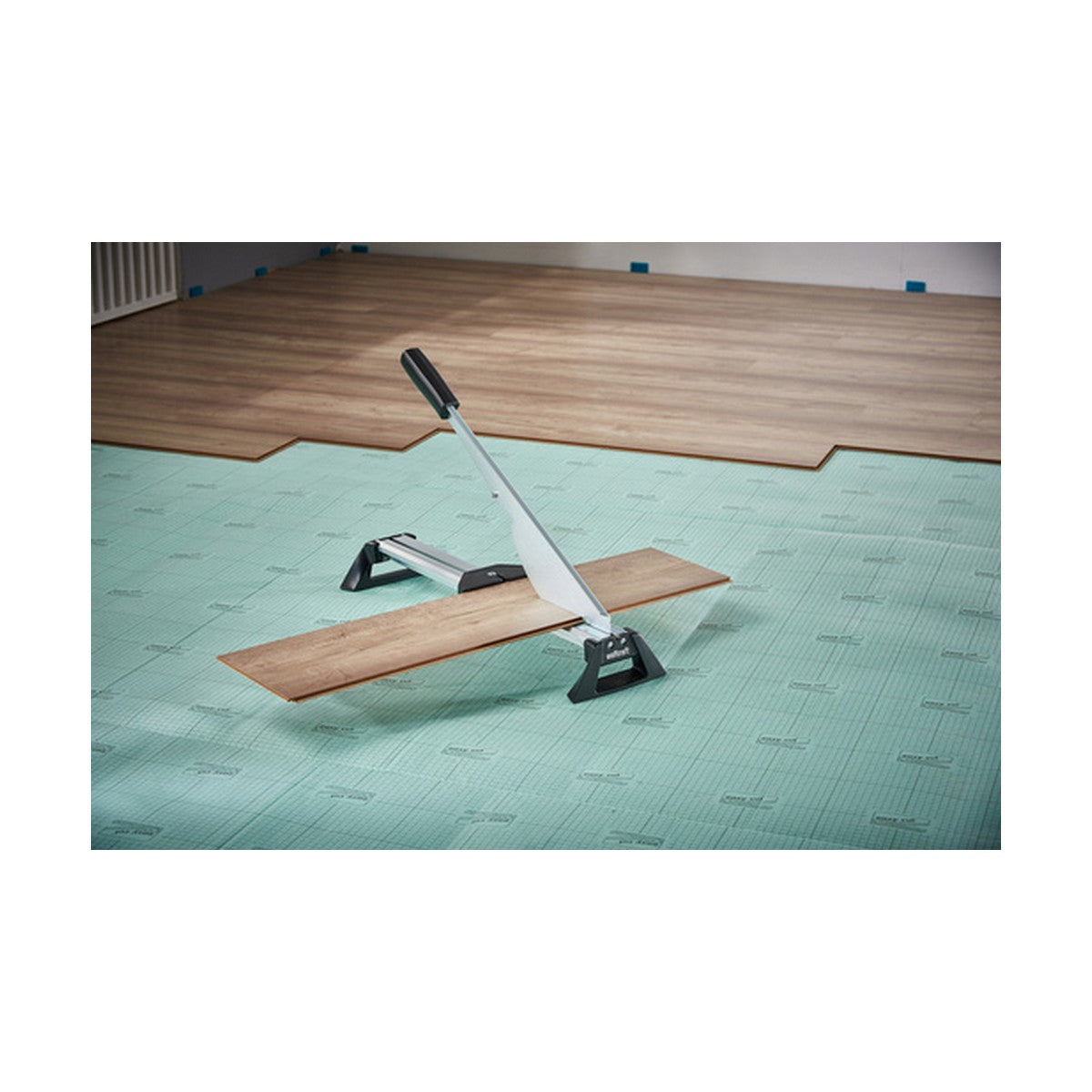 V8HDE47ED2AEAAC0DE68B0C8265BA73A850R6409537P3