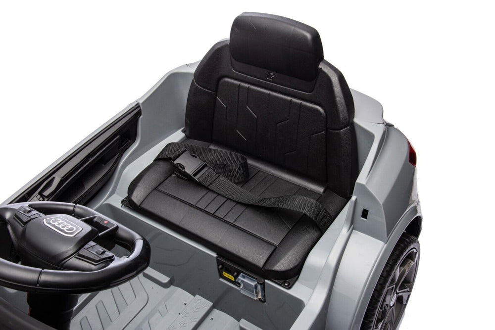 Audi S Q8, 12 volt elektrische kinderauto met rubberen banden, leder zitje en meer