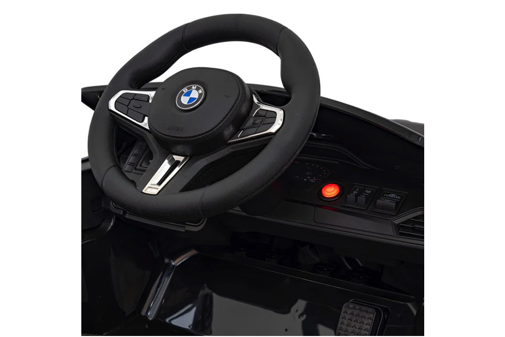 BMW M4, 12 volt elektrische kinderauto, Leder zitje, Rubberen banden, Kinder Accu Auto!