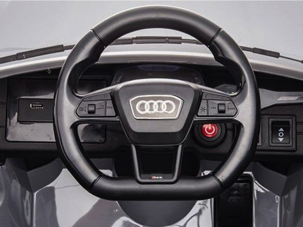 Audi RS6,12 volt elektrische kinderauto met rubberen banden, leder zitje en meer!