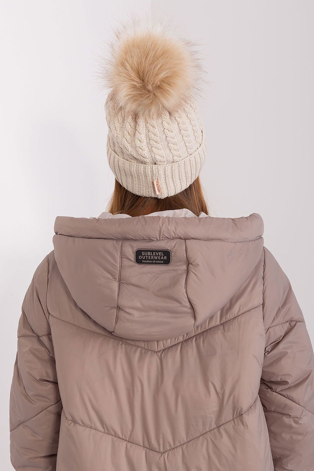 Cap model 187438