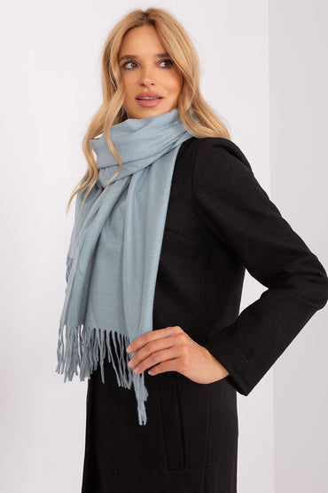 Shawl model 187609