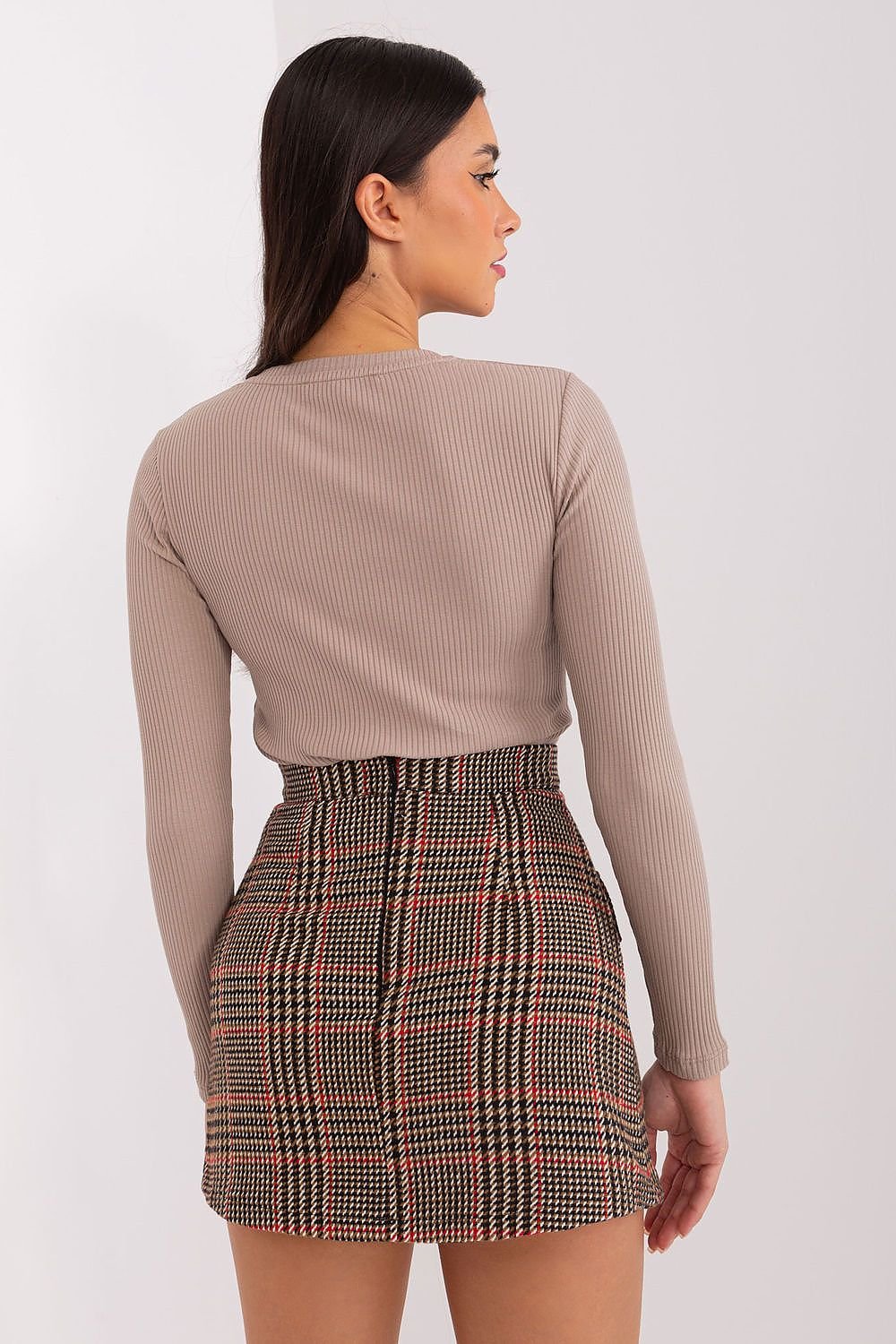 Short skirt model 188806