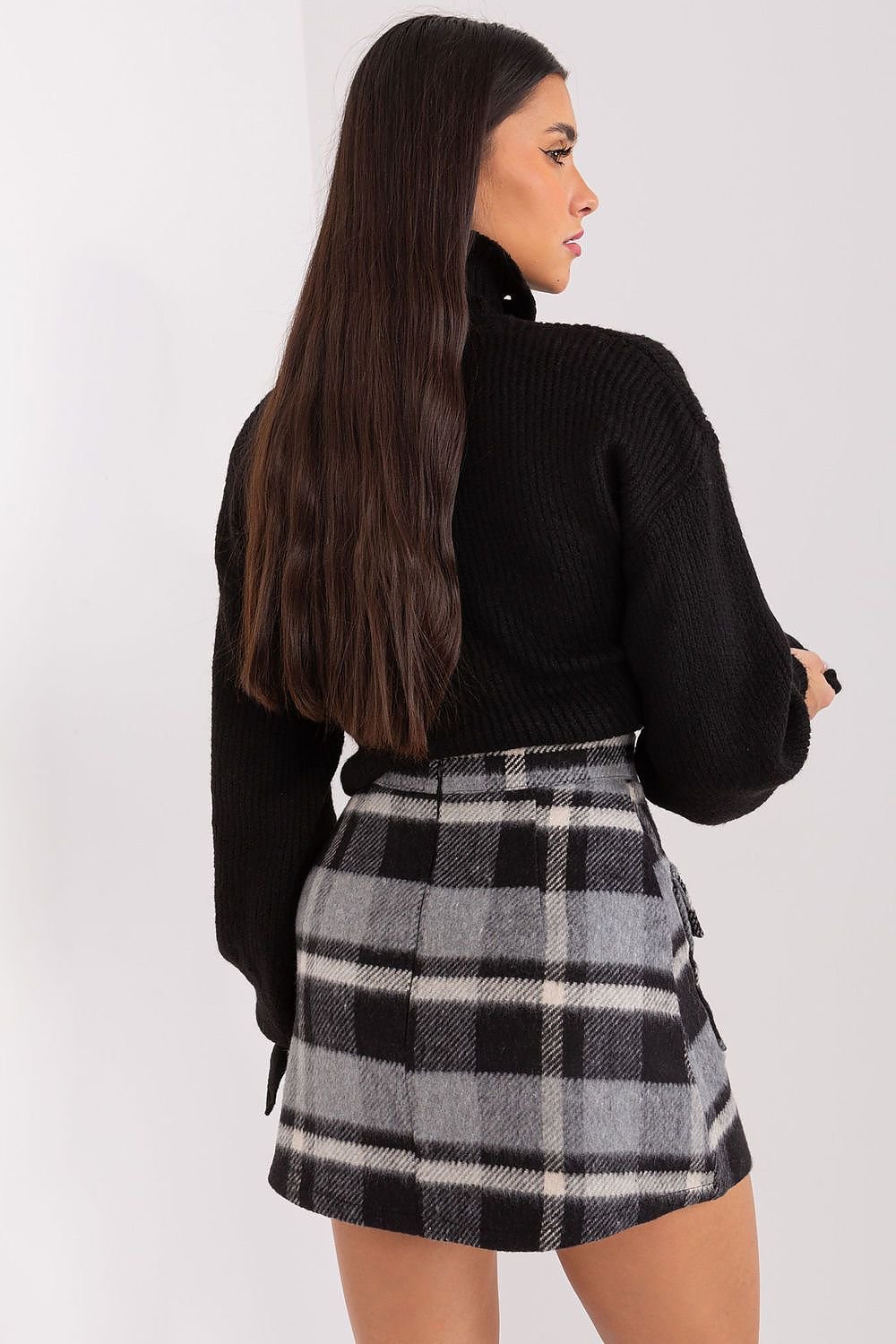 Short skirt model 188808