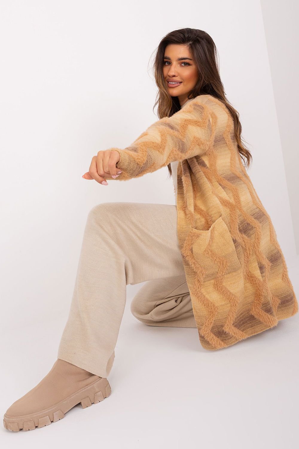 Cardigan model 188856