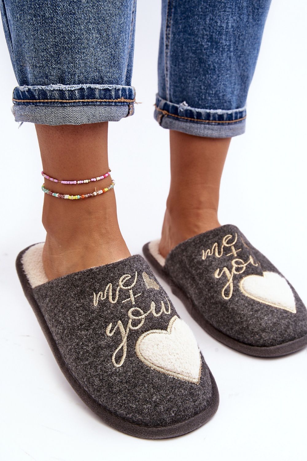 Slippers model 189105