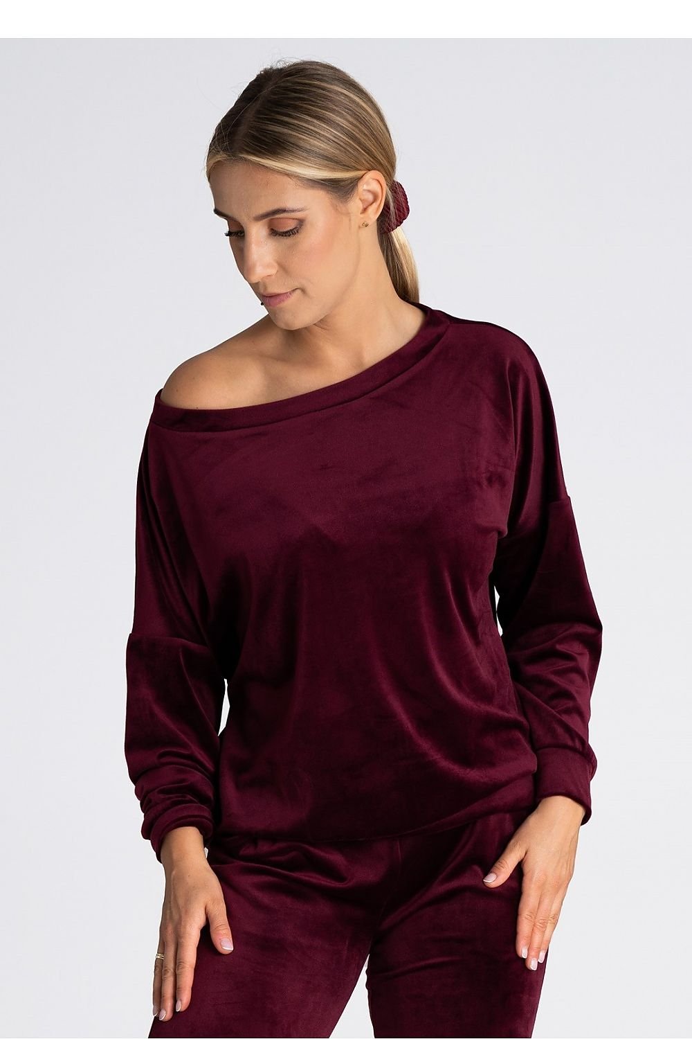 Sweatshirt model 189288
