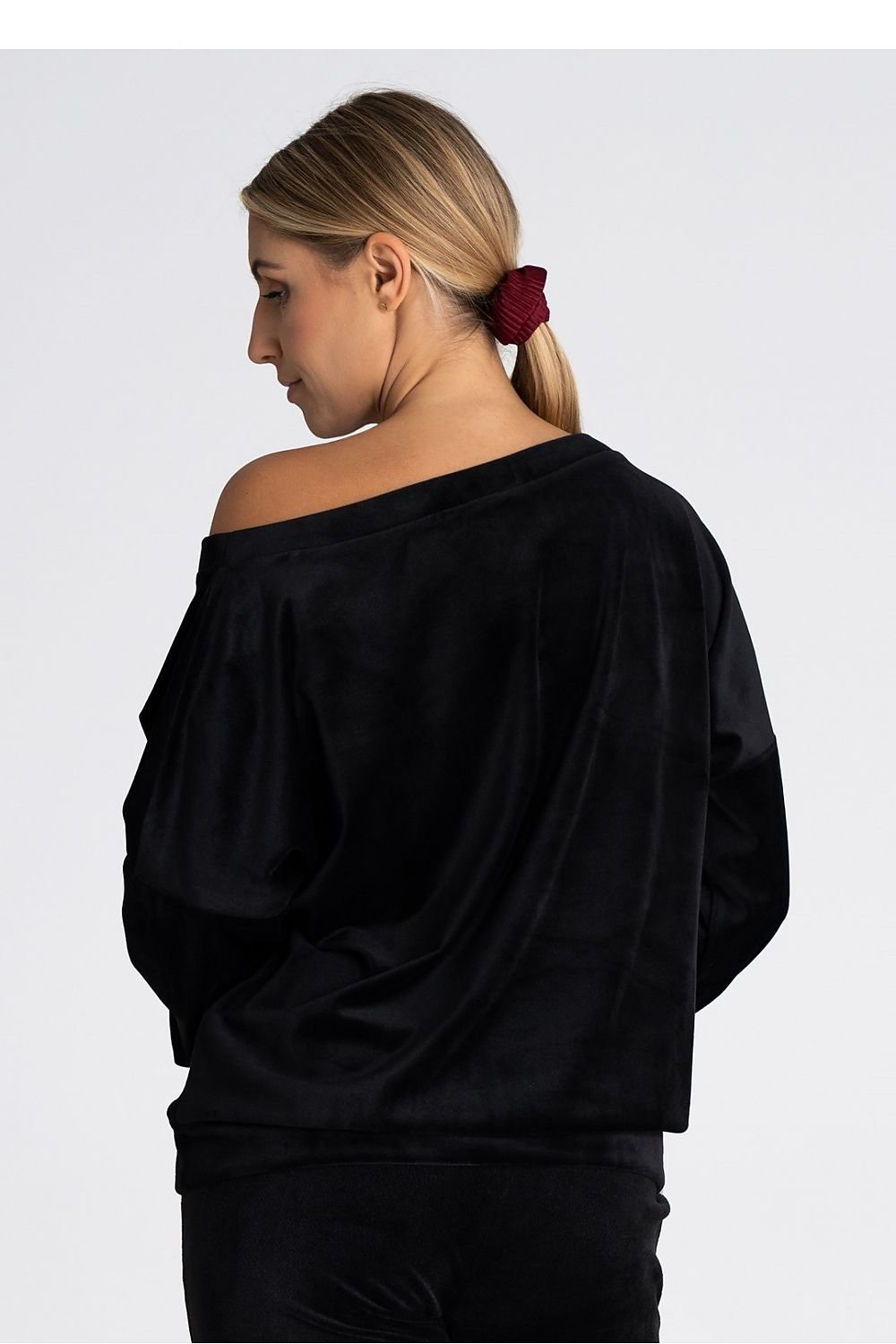 Sweatshirt model 189289