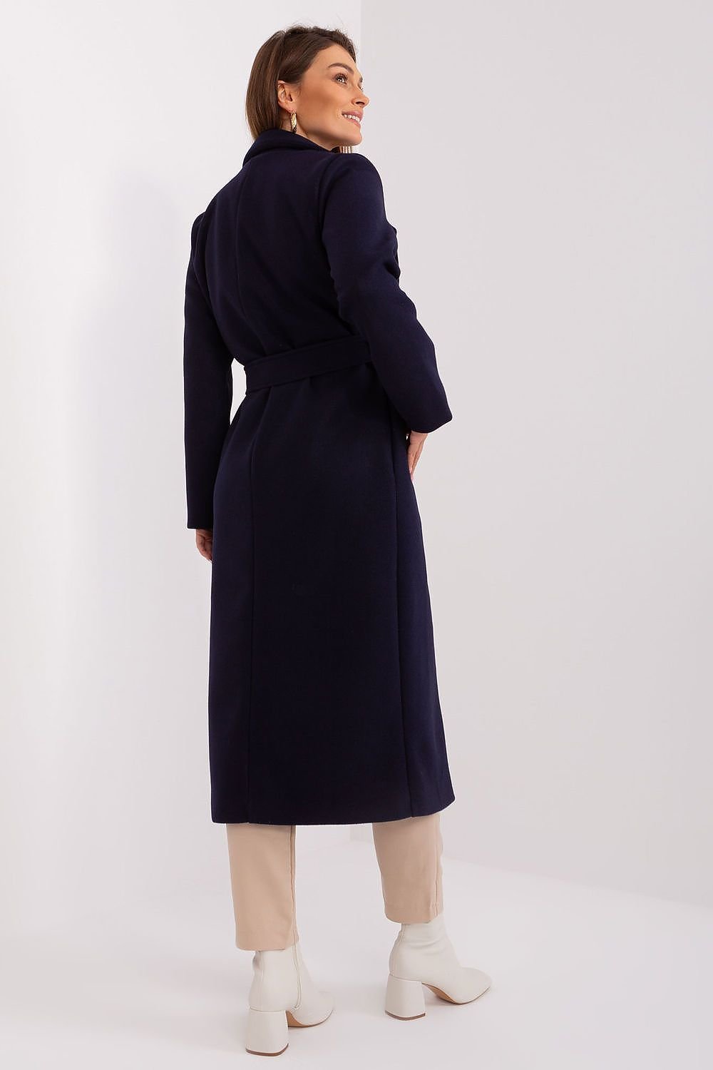 Coat model 190135
