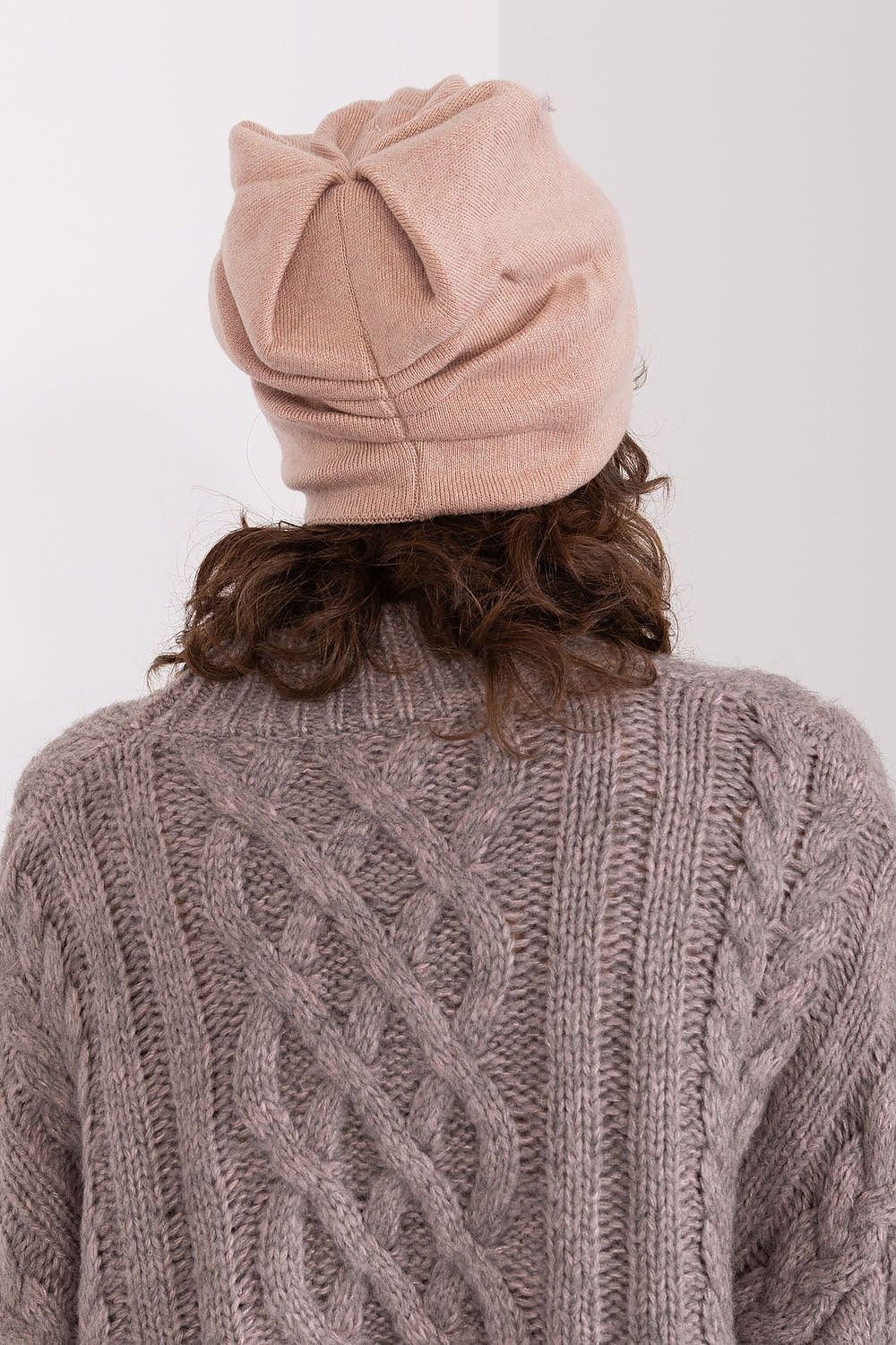 Cap model 190592