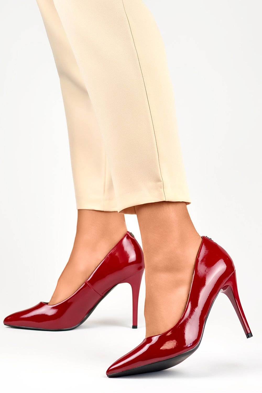High heels model 190645