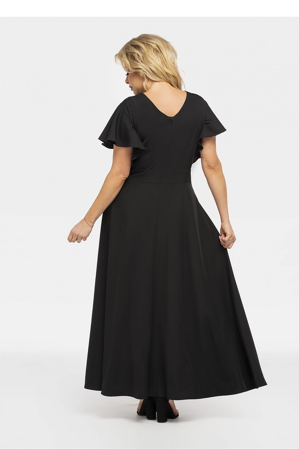 Plus size dress model 190942