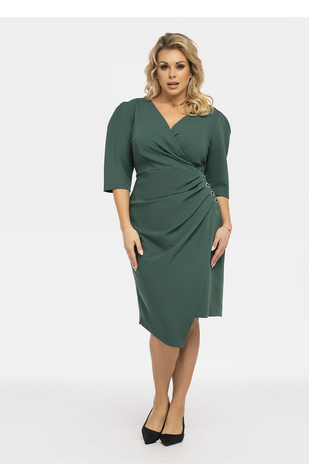 Plus size dress model 190962