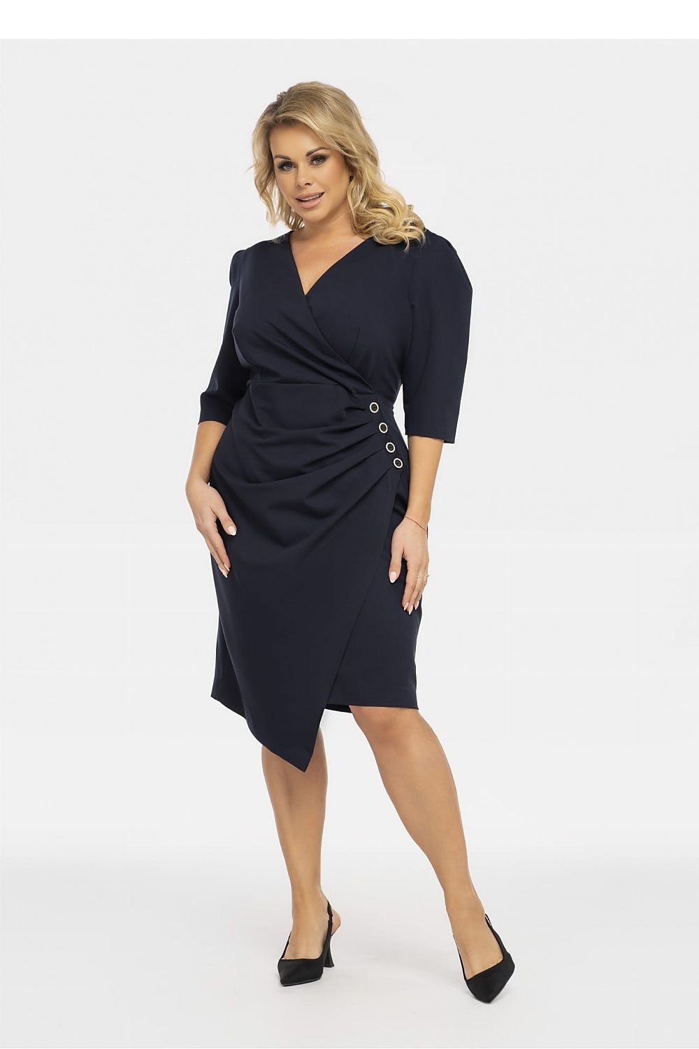 Plus size dress model 190963