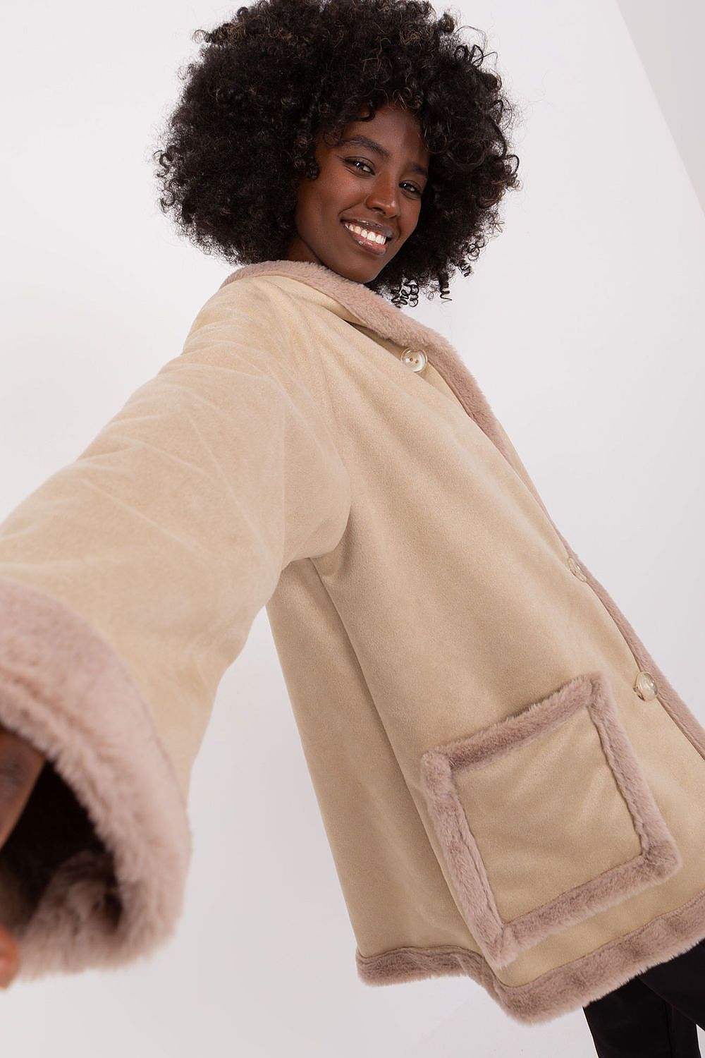 Coat model 191134