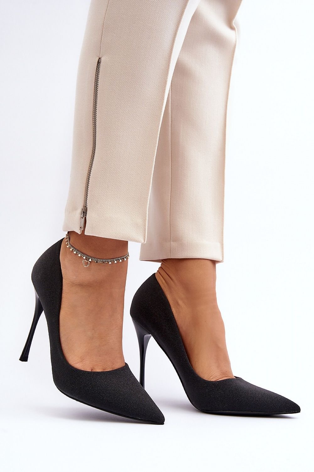 High heels model 191198