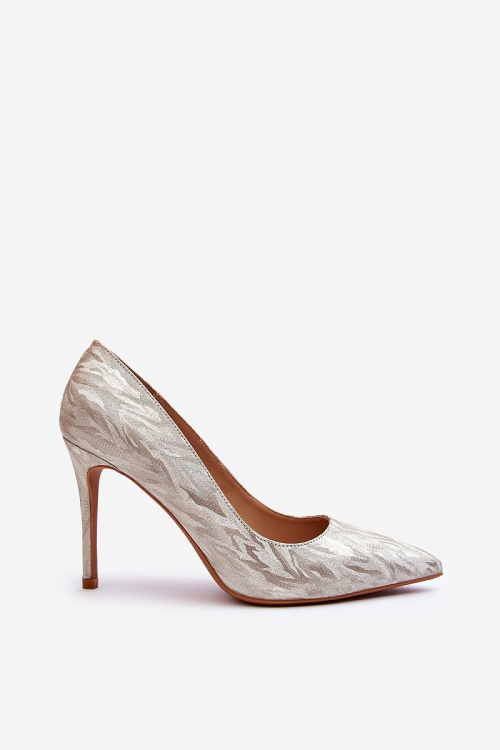 High heels model 191202