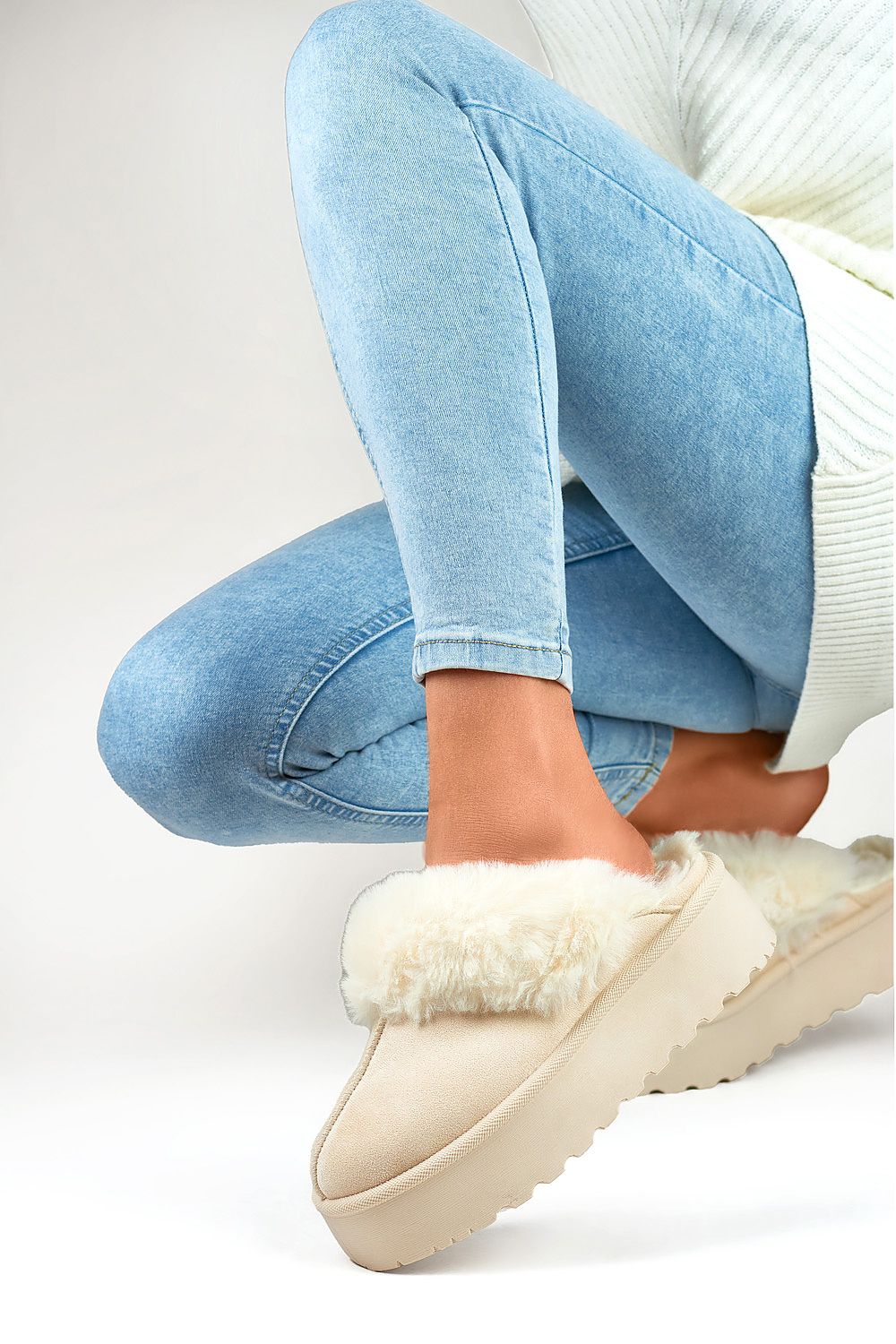 Slippers model 191297
