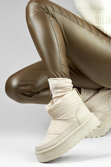 Snow boots model 191307