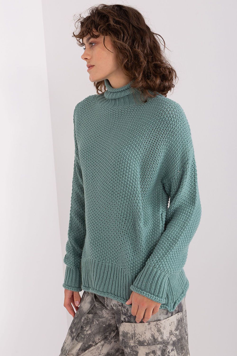 Turtleneck model 191421