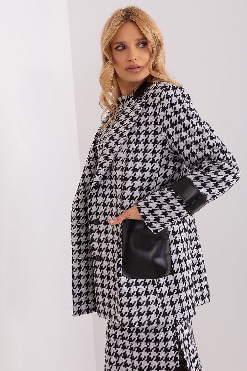 Jacket model 191573