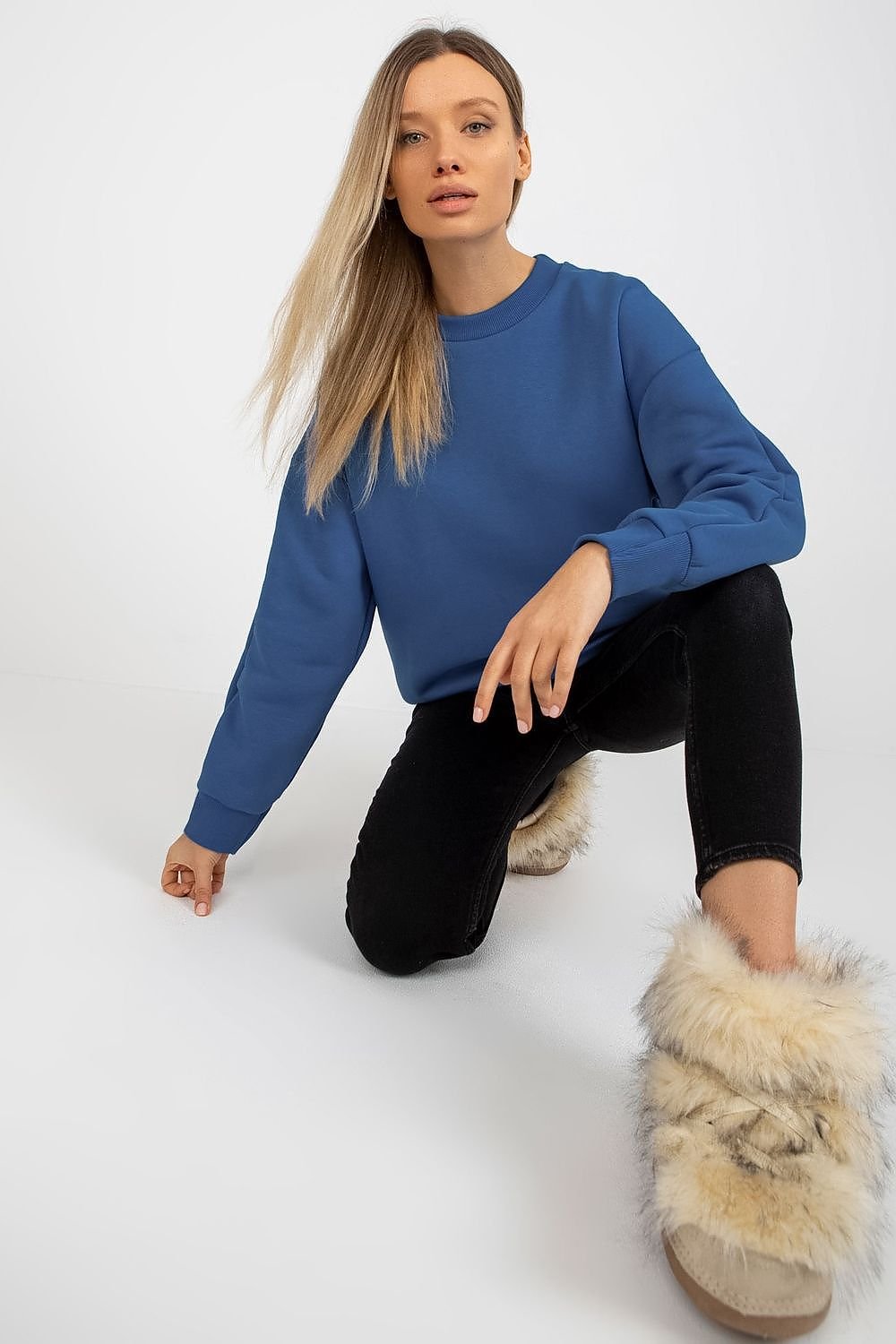 Sweatshirt model 191757