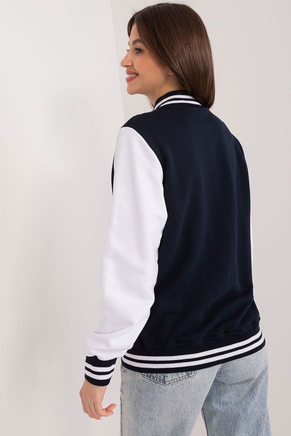Sweatshirt model 192369