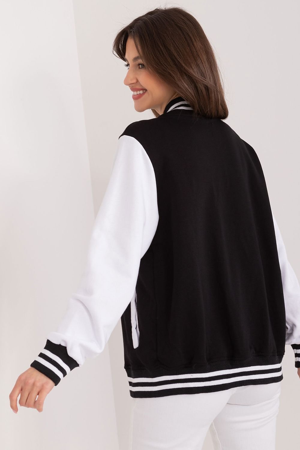 Sweatshirt model 192368
