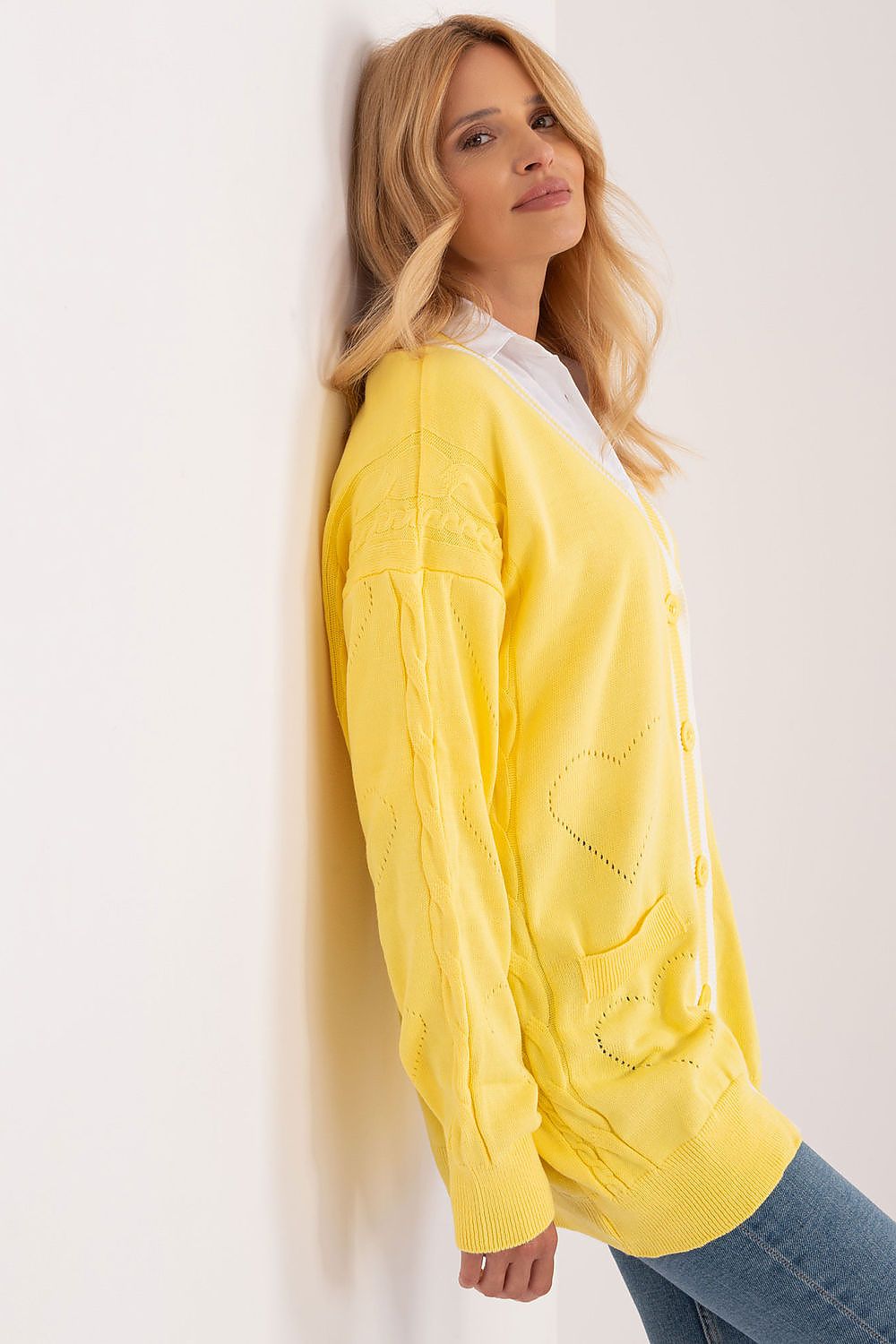 Cardigan model 192704