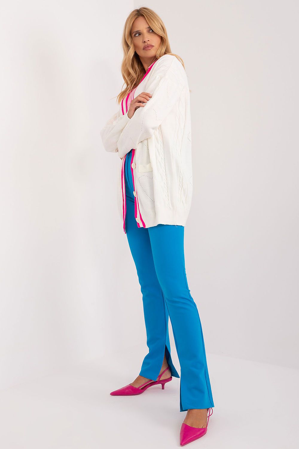 Cardigan model 192705