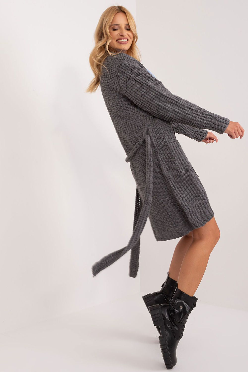 Cardigan model 192718