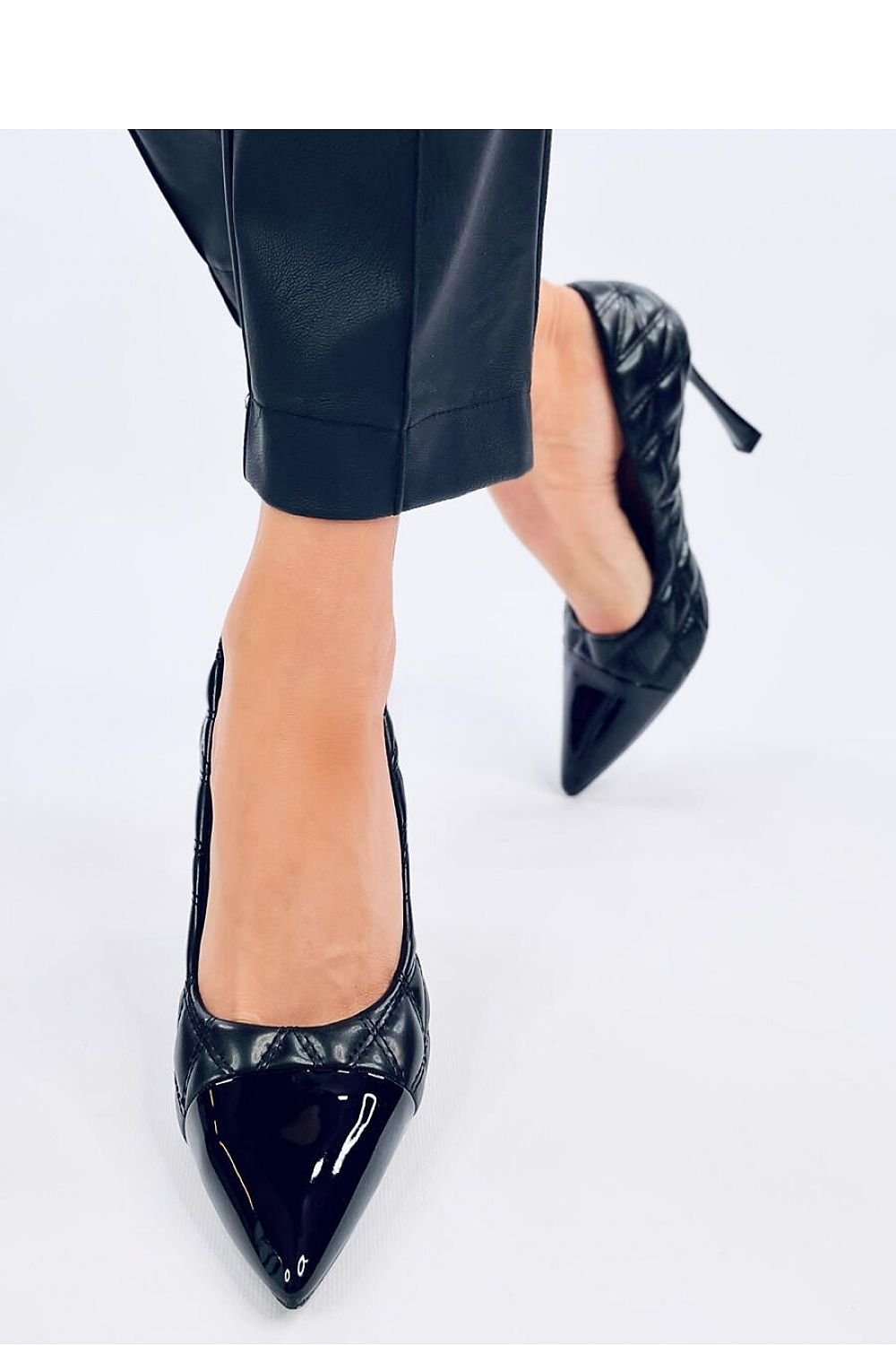 Strappy high heels model 192740