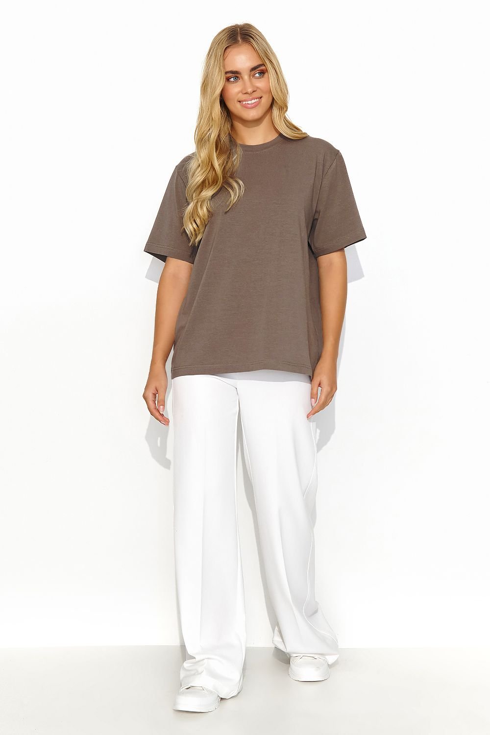 T-shirt model 192957