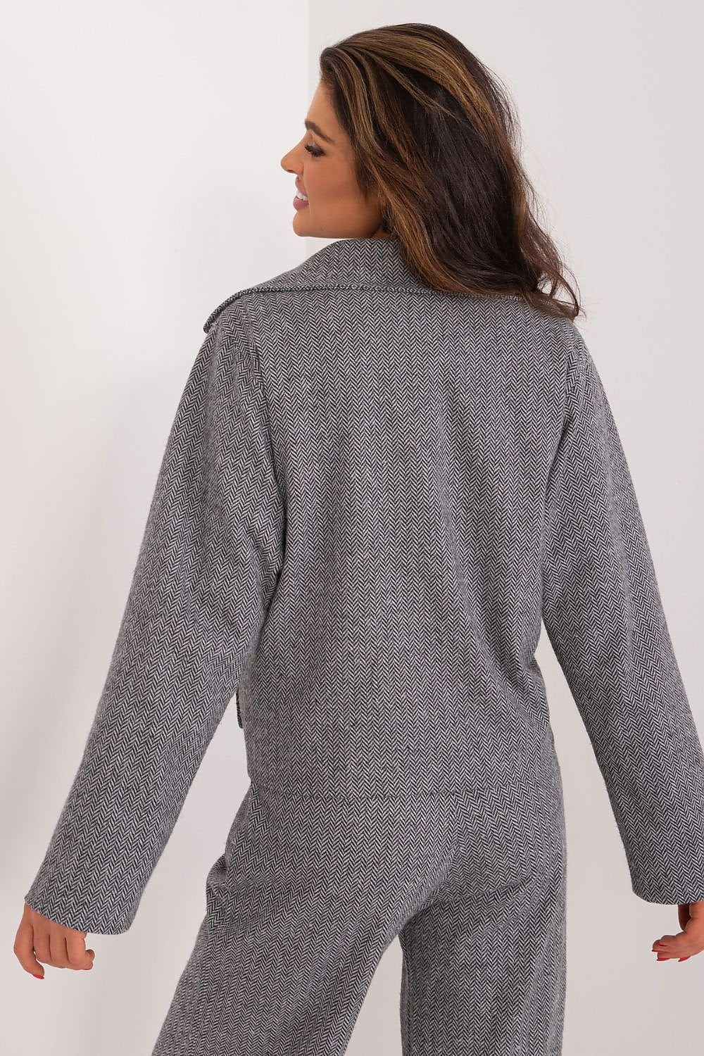 Jacket model 193053