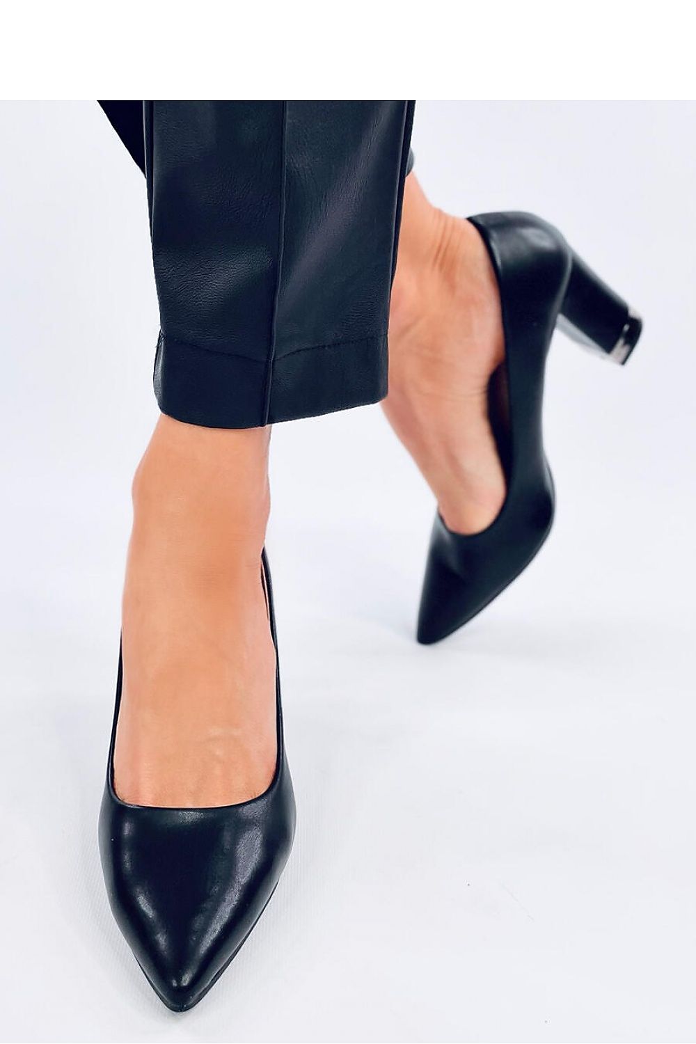 Block heel pumps model 193880