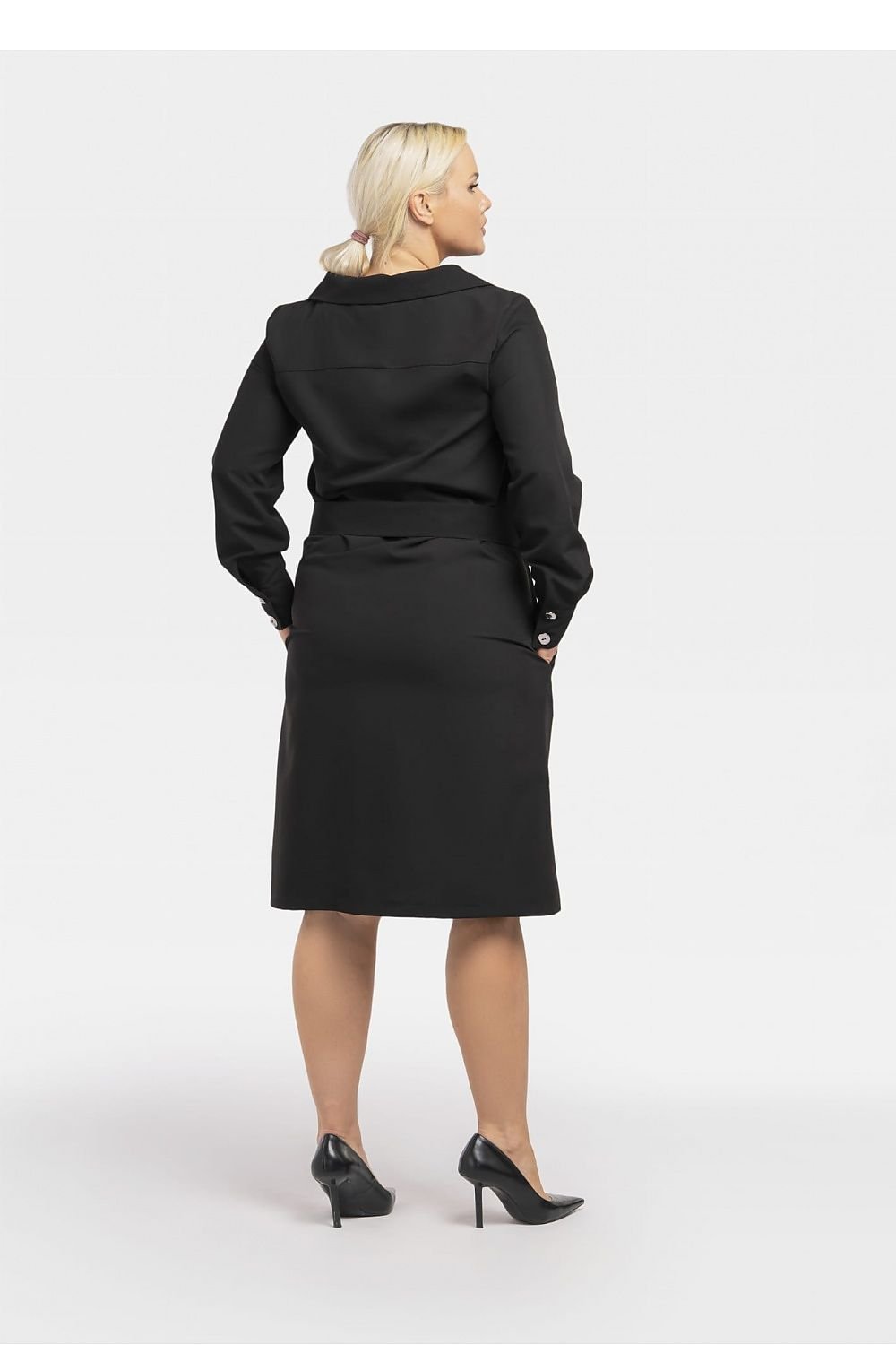 Plus size dress model 193905