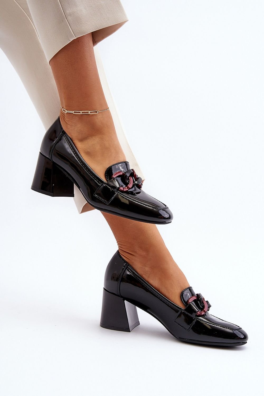 Block heel pumps model 193920