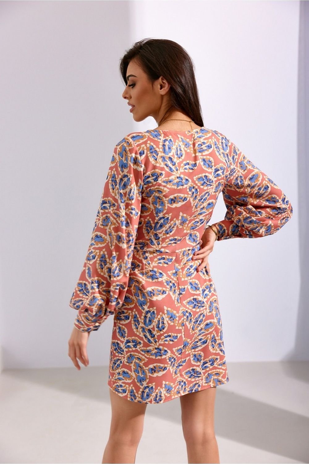 Cocktail dress model 194301
