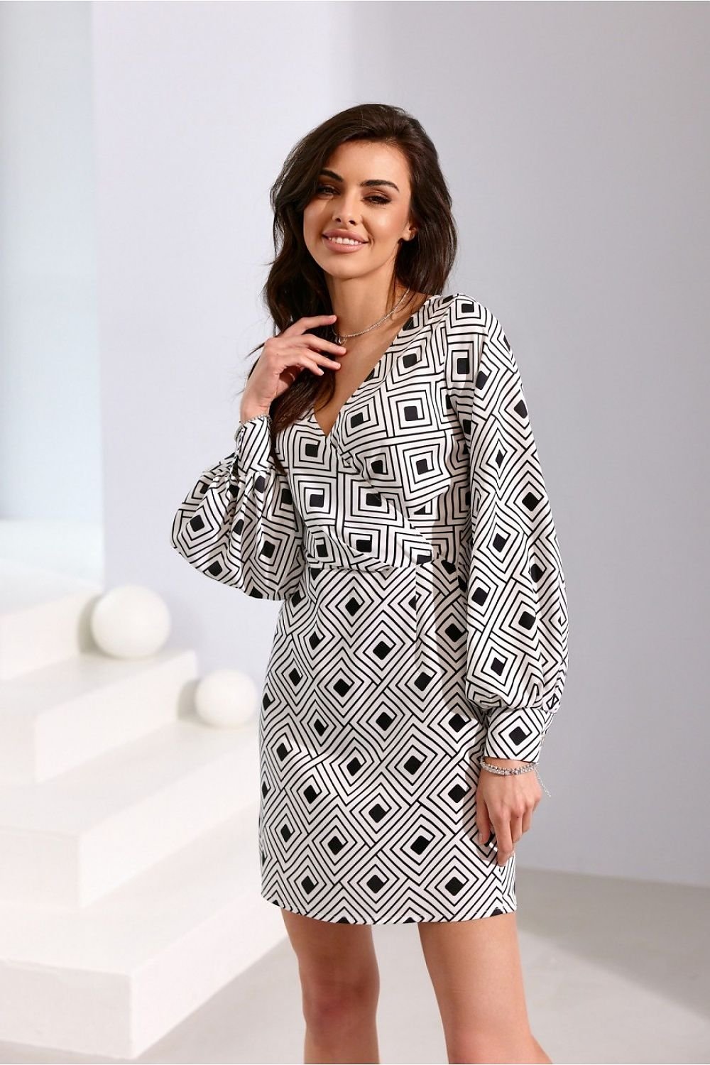 Cocktail dress model 194302
