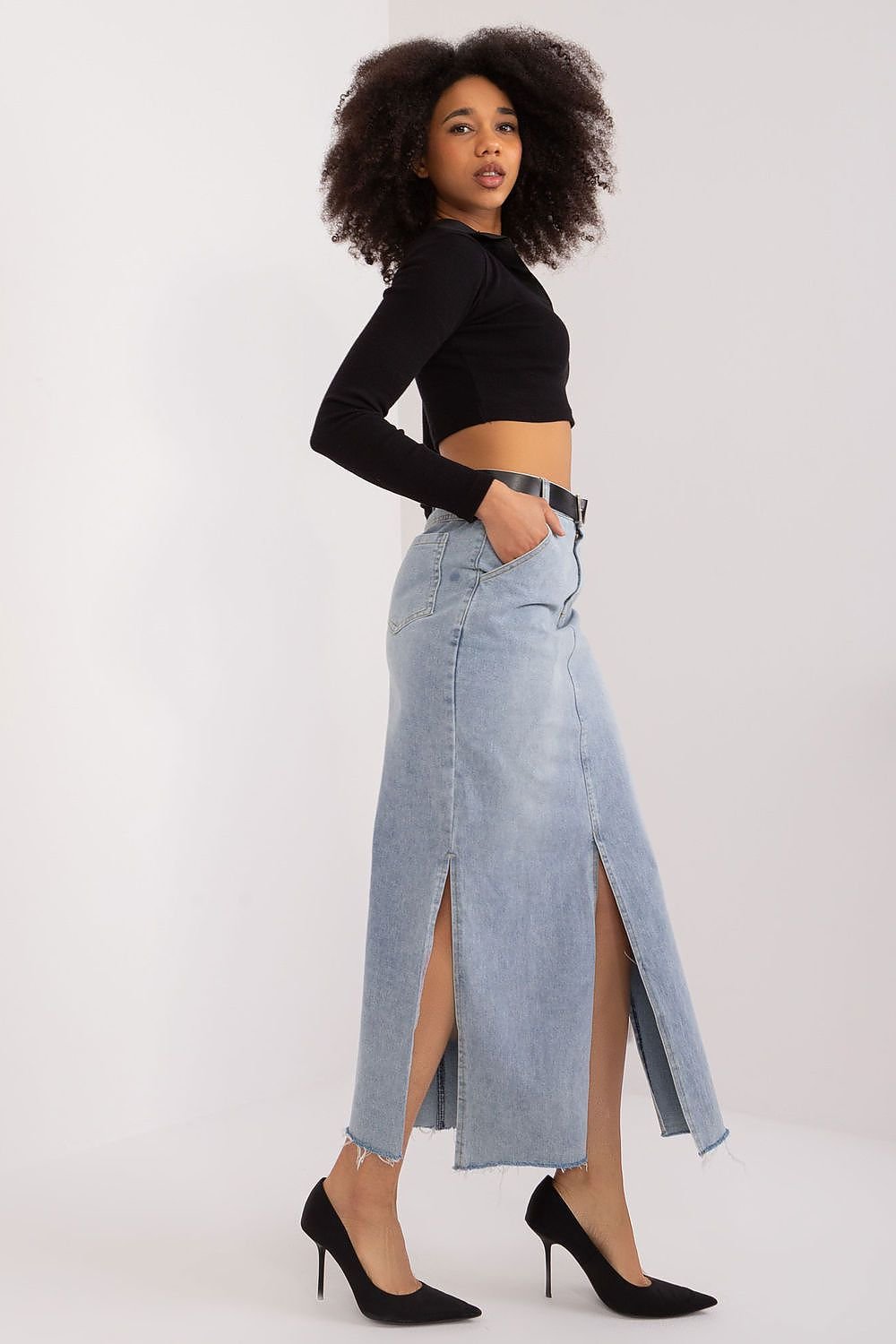 Long skirt model 194588