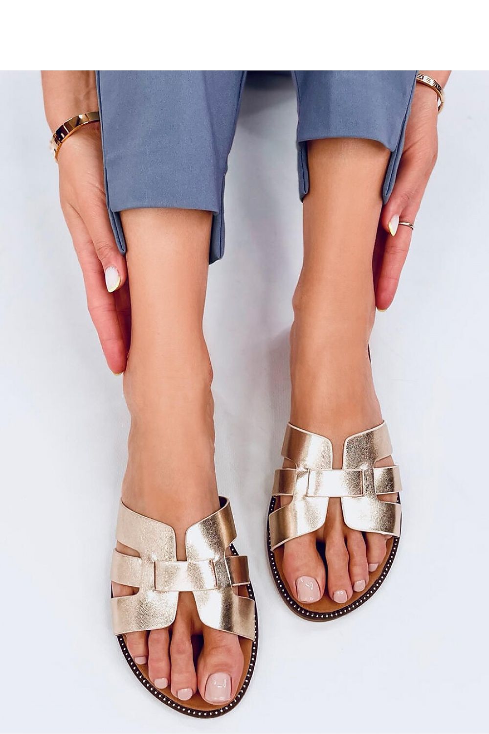 Flip-flops model 194602
