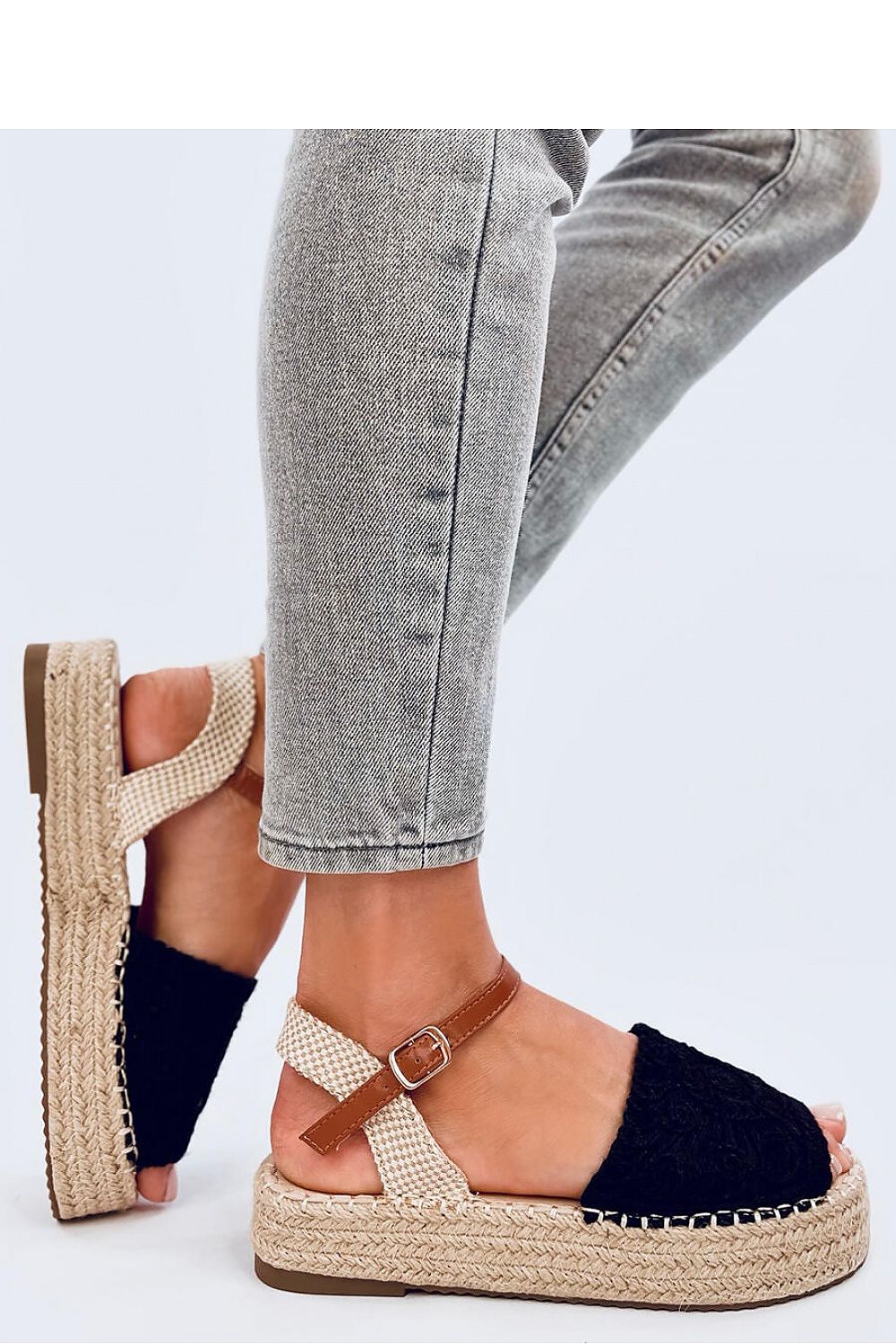 Sandals model 194618
