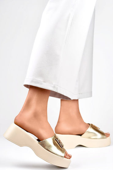 Flip-flops model 194871