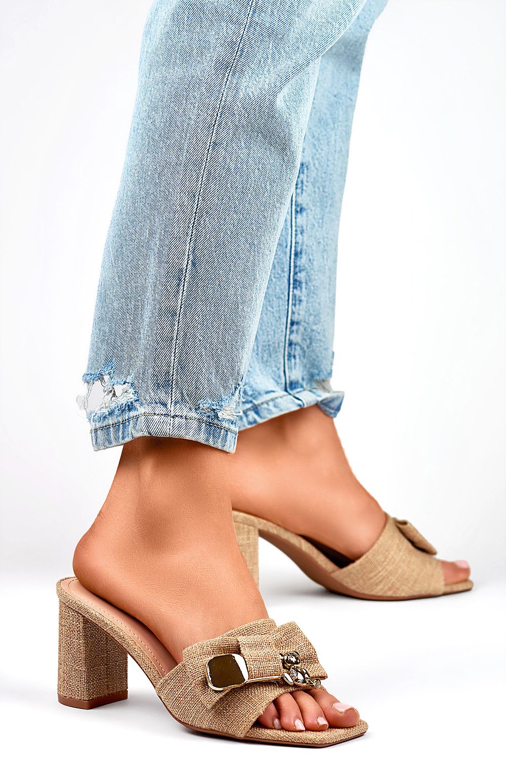 Flip-flops model 194876