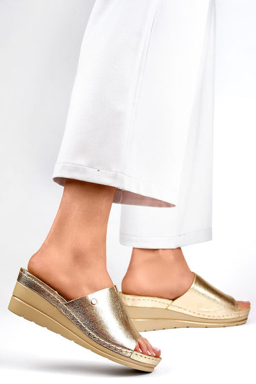 Flip-flops model 194896