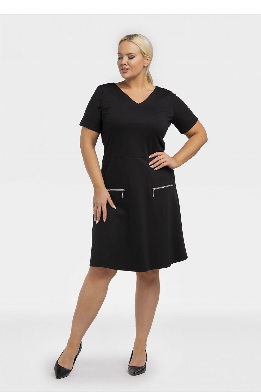 Plus size dress model 195021