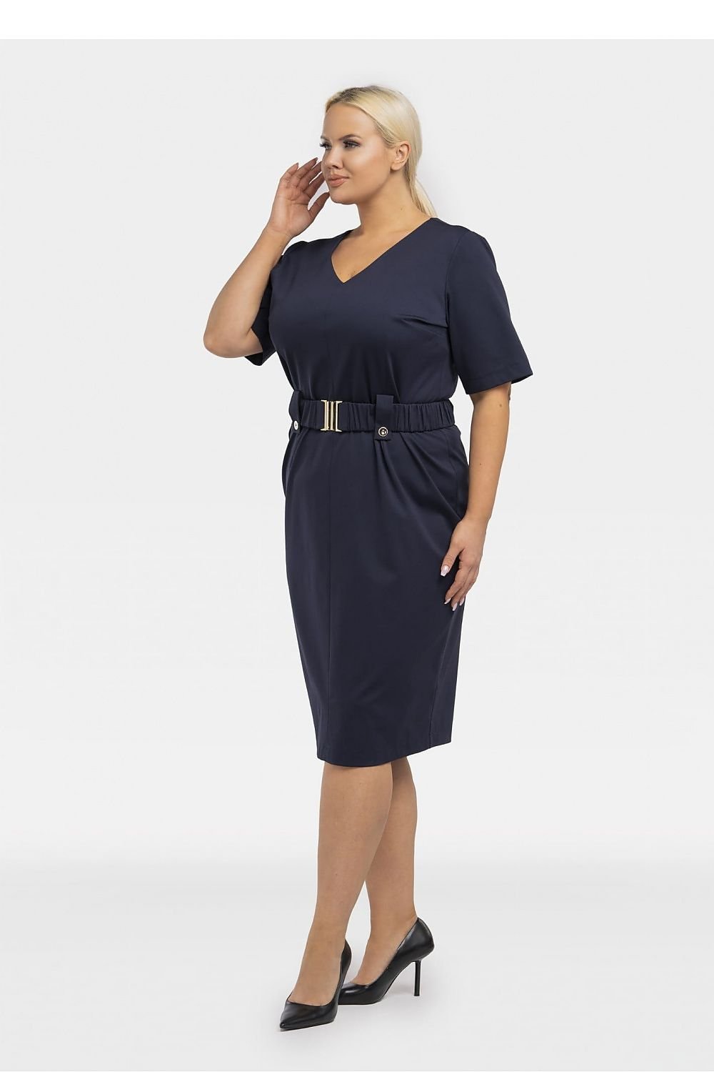 Plus size dress model 195024
